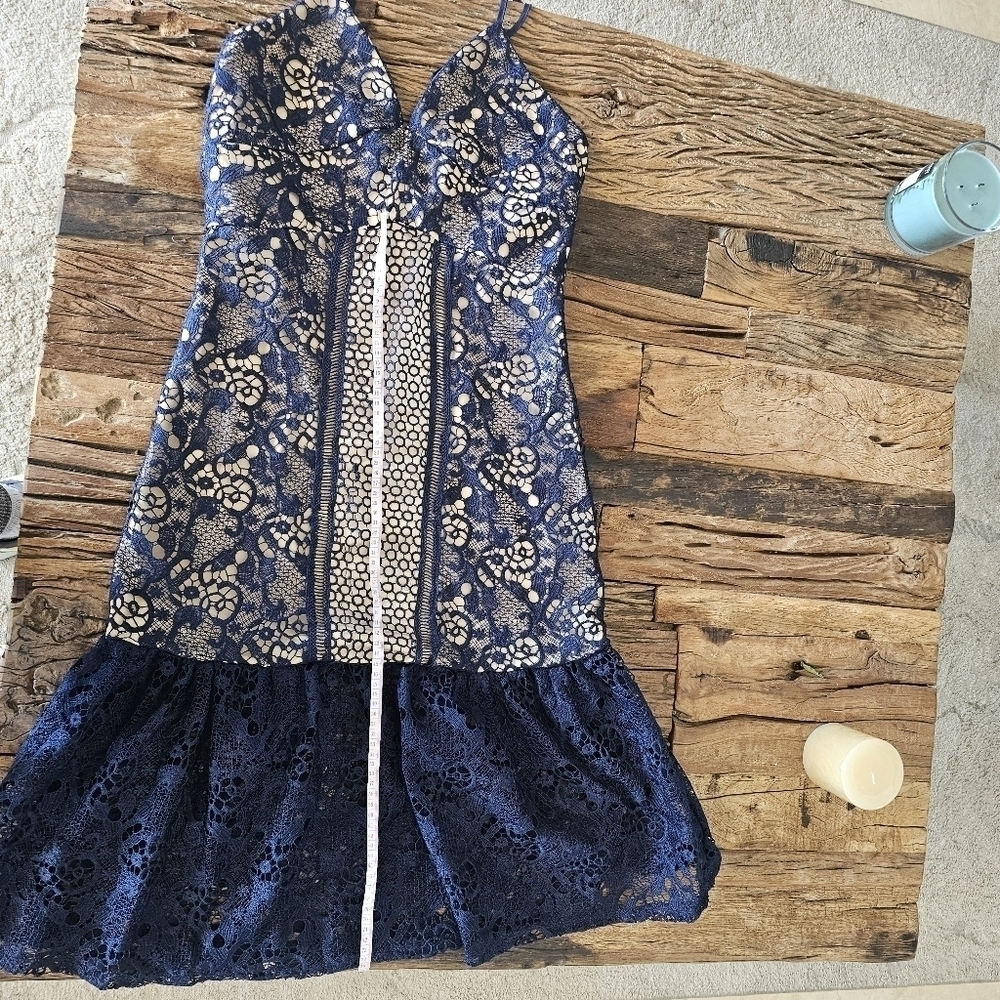 NEW Romeo+Juliet Navy Blue Lace Dress Medium Blue - Picture 2 of 16